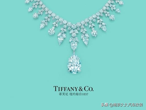 七夕節,定制改裝的威霆蒂芙尼藍内飾,讓浪漫加倍