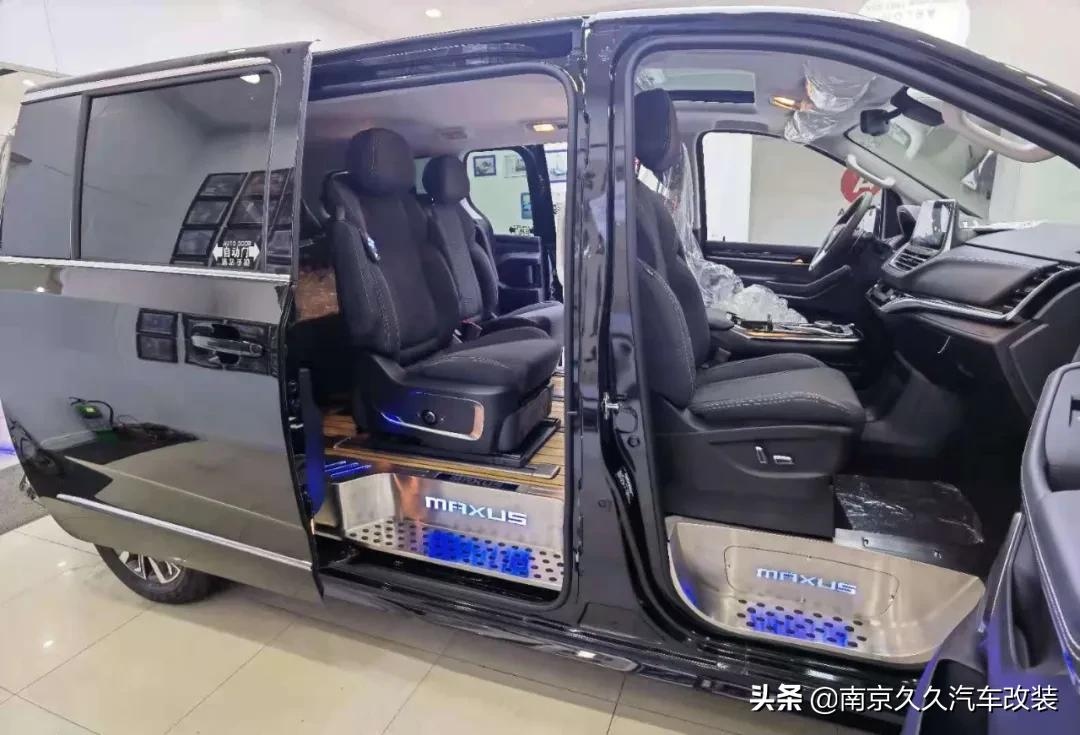 大通G20福祉改裝車,專為行動不便的人士所設計